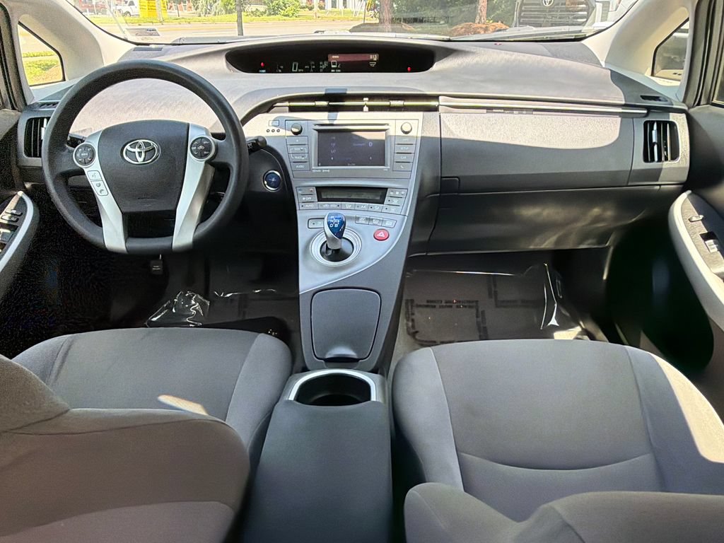 Used 2012 Toyota Prius Three FWD image 12
