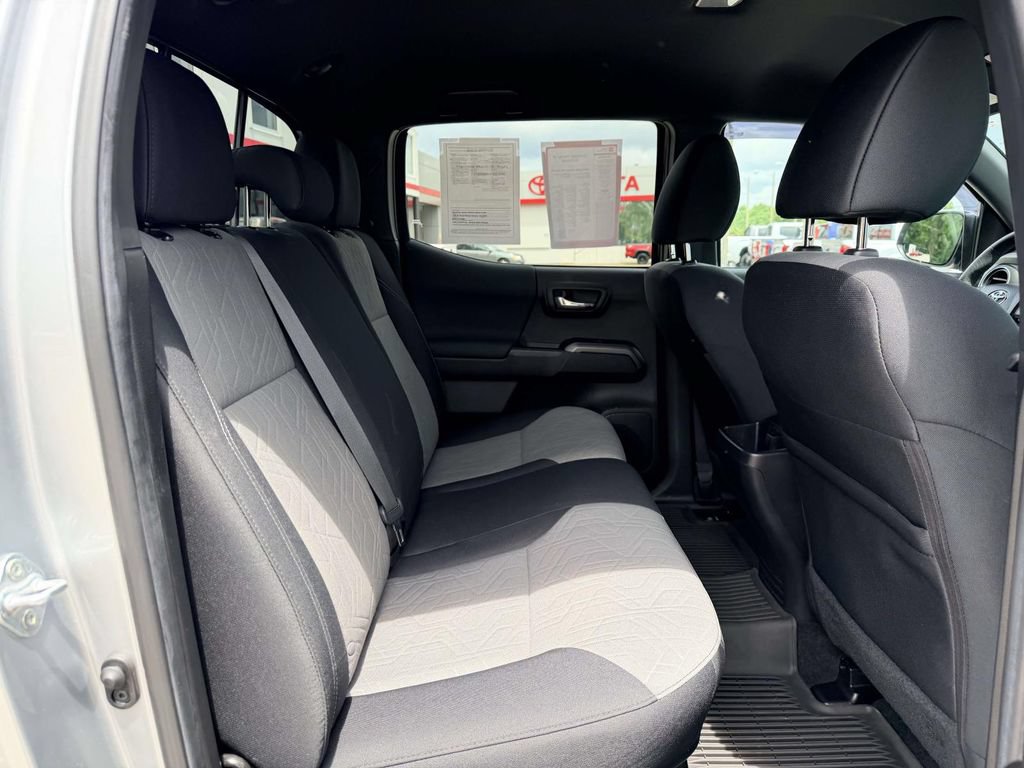 Certified 2022 Toyota Tacoma TRD Sport AWD/4WD image 15