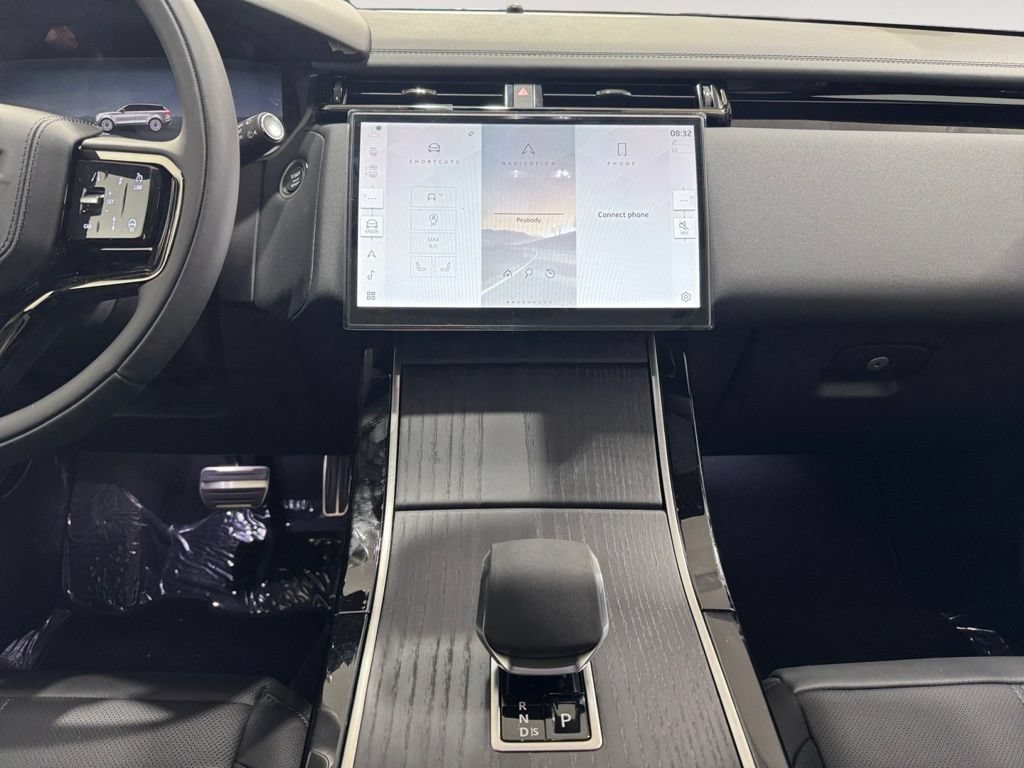 New 2026 Land Rover Range Rover Velar Dynamic SE AWD/4WD image 11