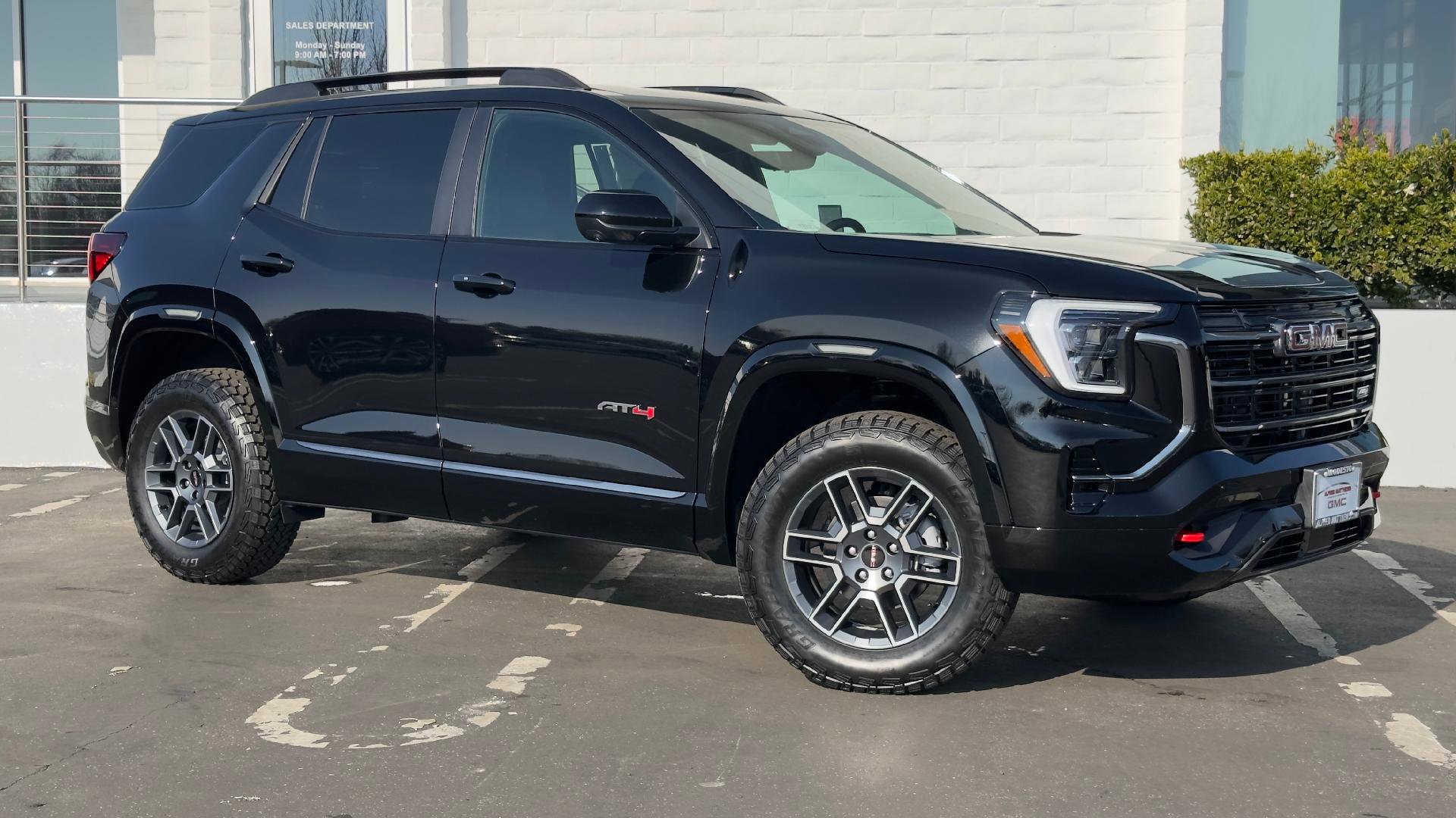 New 2026 GMC Terrain AT4 w/ Technology Package II image 3