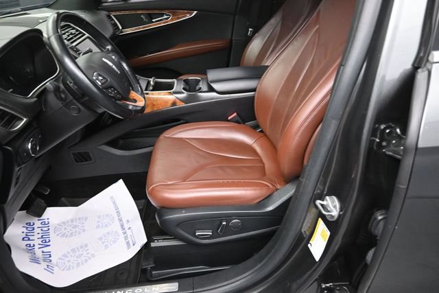 Used 2018 Lincoln MKX Reserve w/ Lincoln MKX Climate Package AWD/4WD image 10