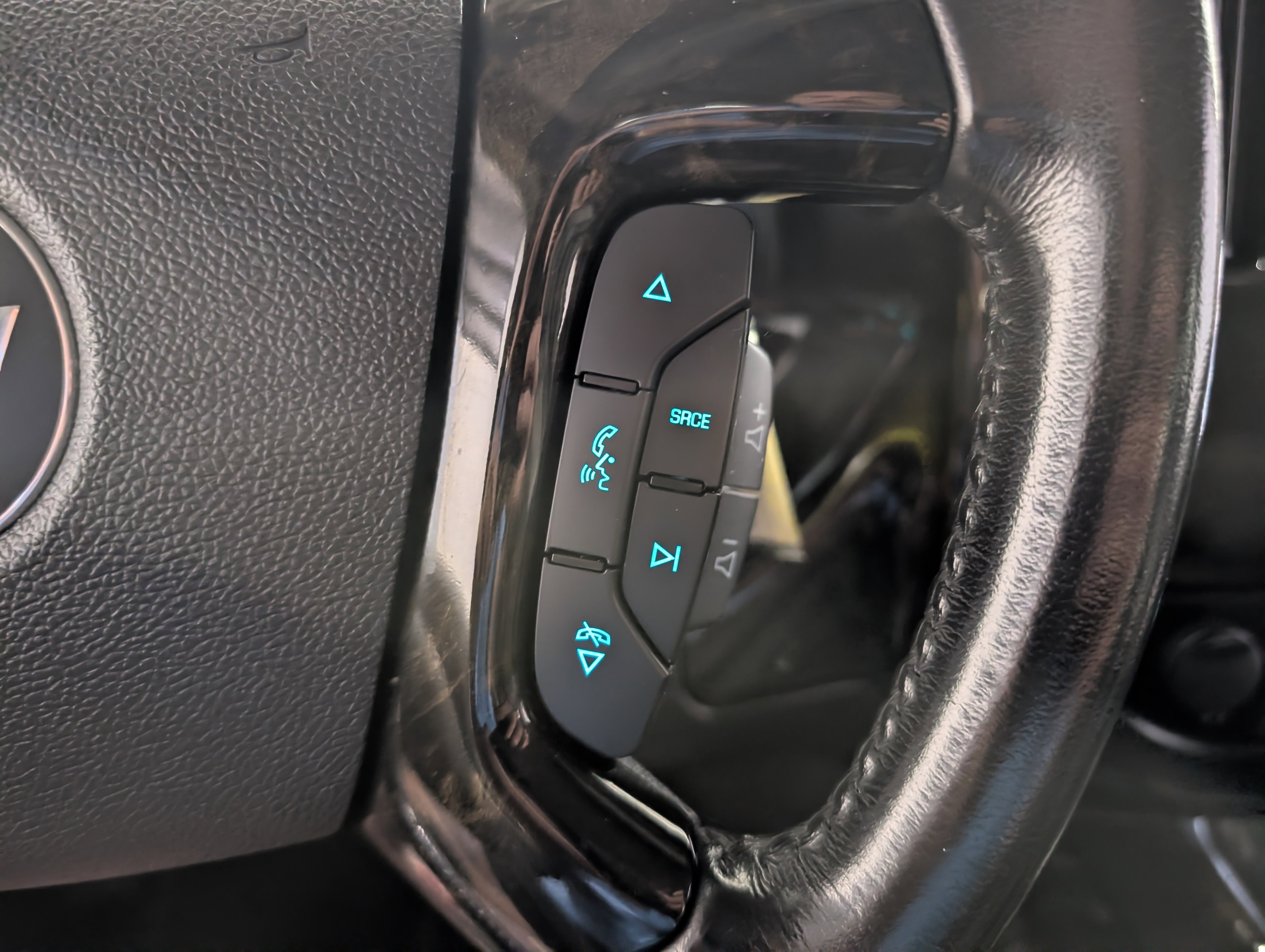 Used 2014 Chevrolet Express 1500 AWD image 24