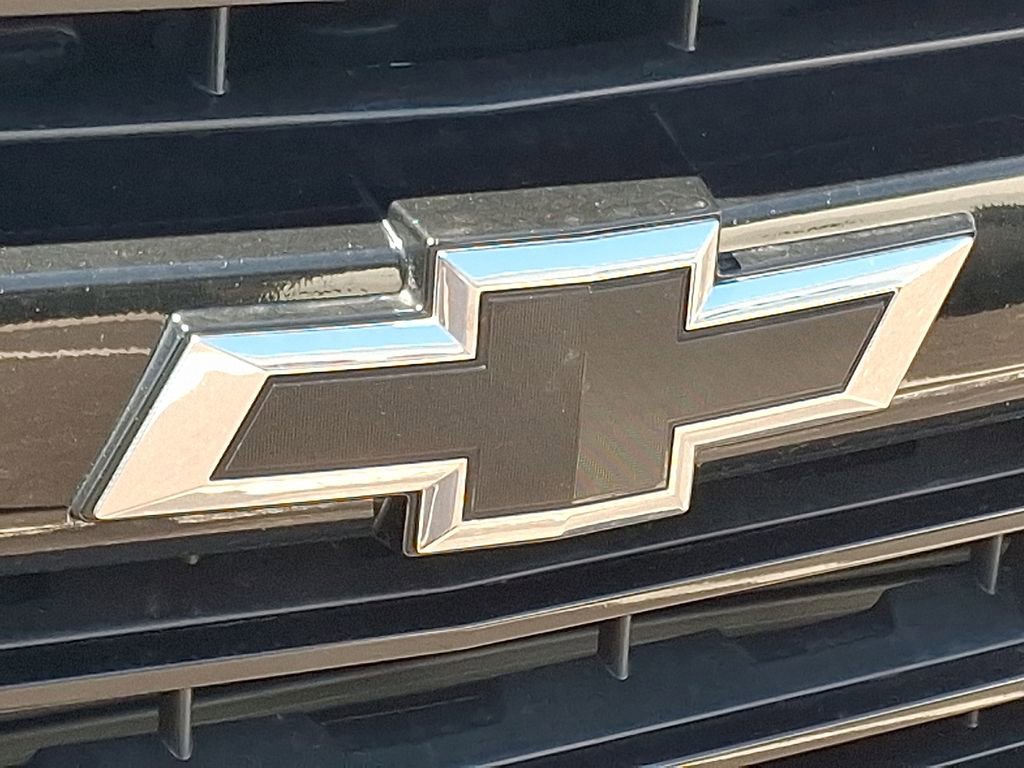 Used 2018 Chevrolet Silverado 1500 LTZ Z71 w/ LTZ Plus Package AWD/4WD image 10