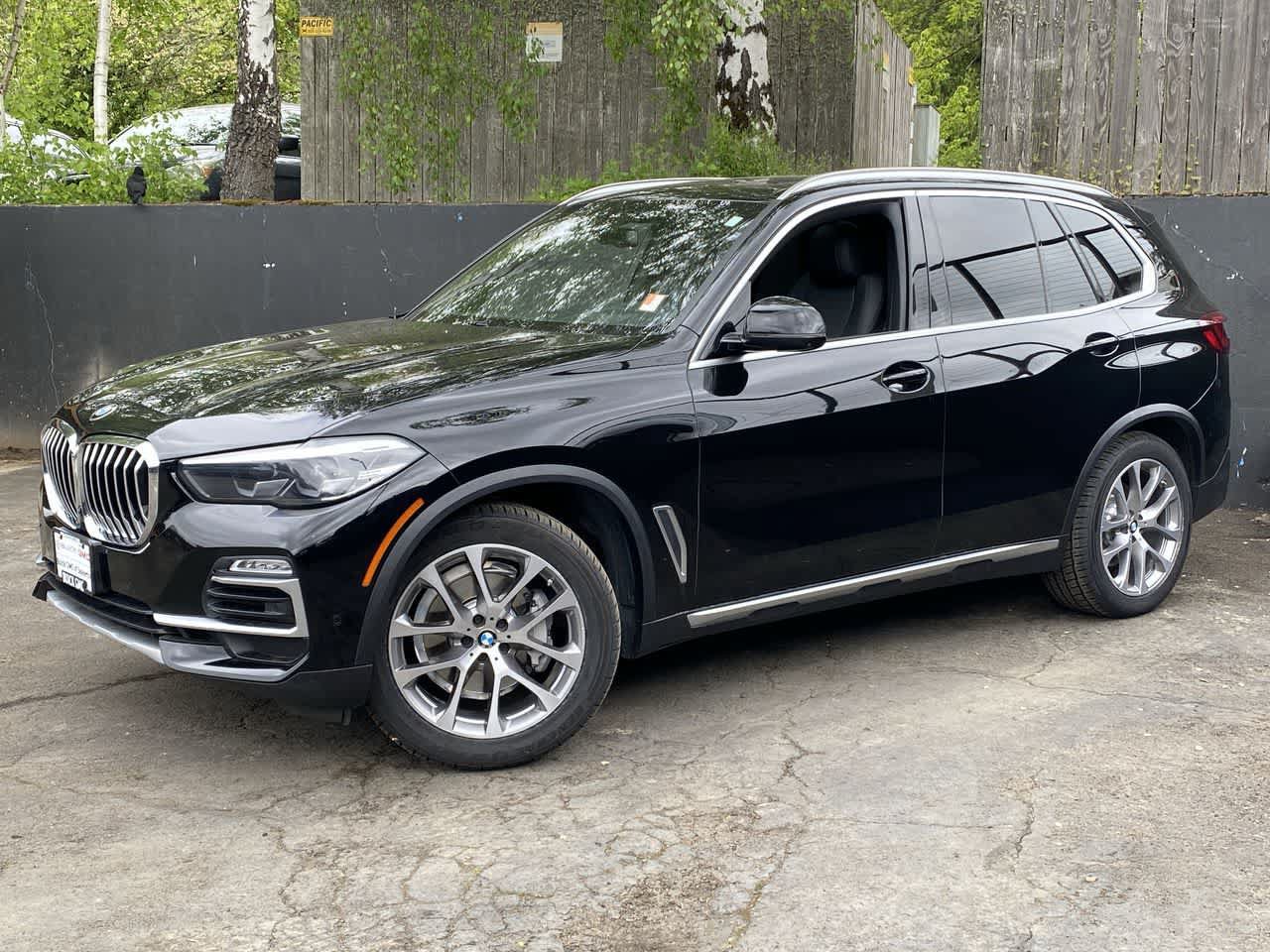 Used 2021 BMW X5 xDrive40i w/ Premium Package