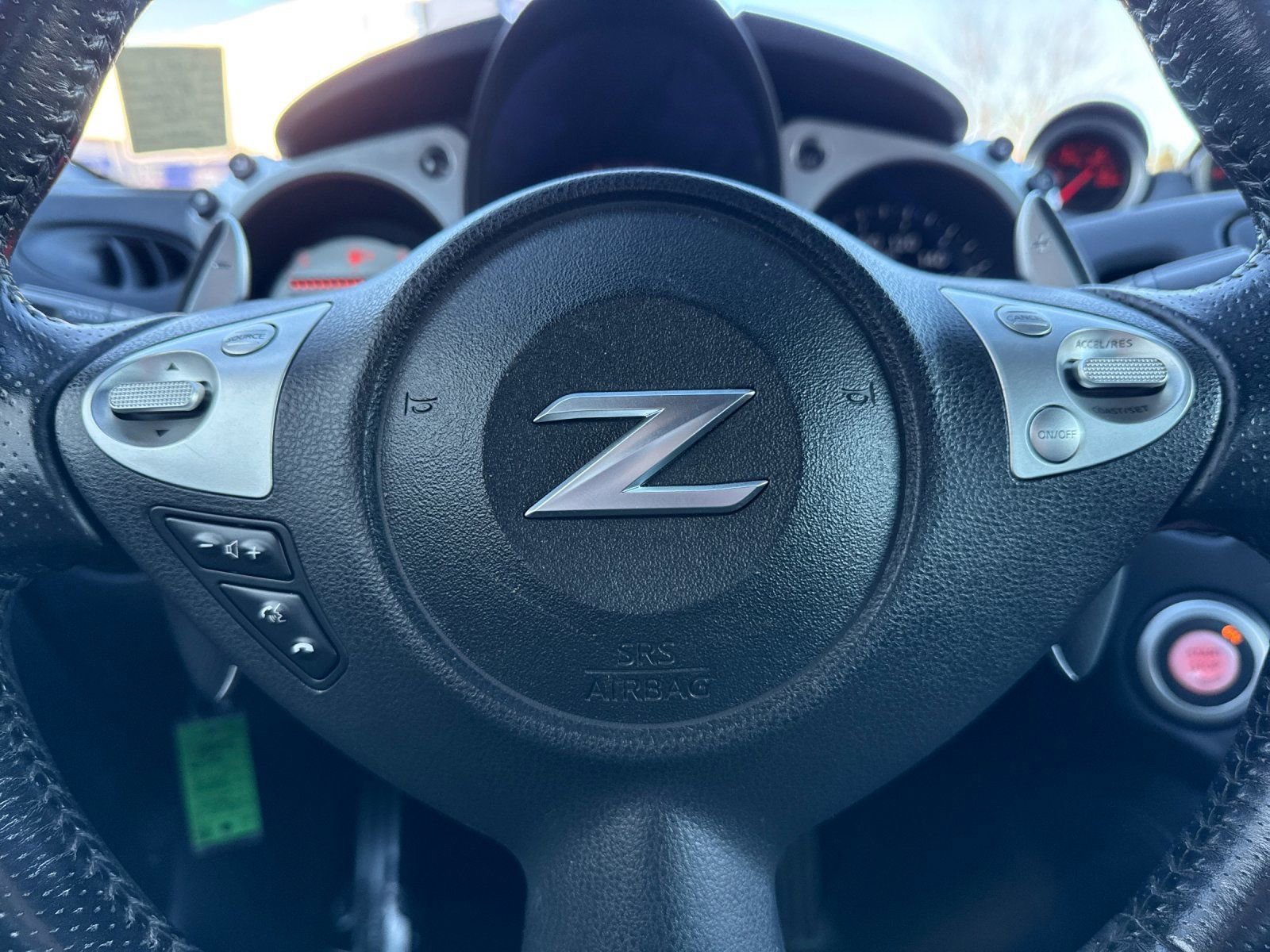 Used 2010 Nissan 370Z Touring image 18