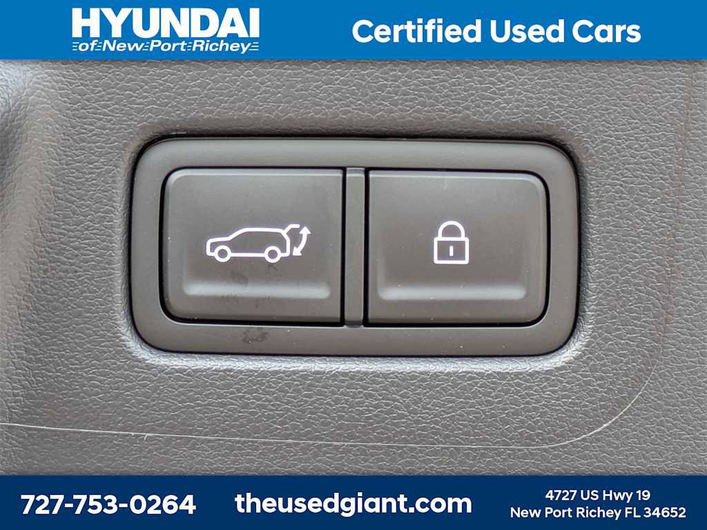 Used 2026 Hyundai Santa Fe Limited image 14