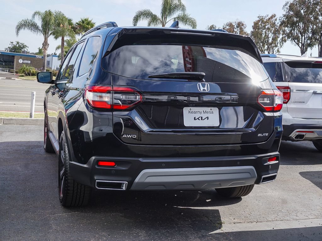 Used 2023 Honda Pilot Elite image 5