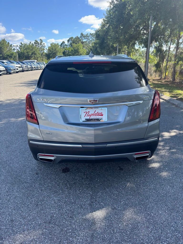 Used 2024 Cadillac XT5 Premium Luxury image 11