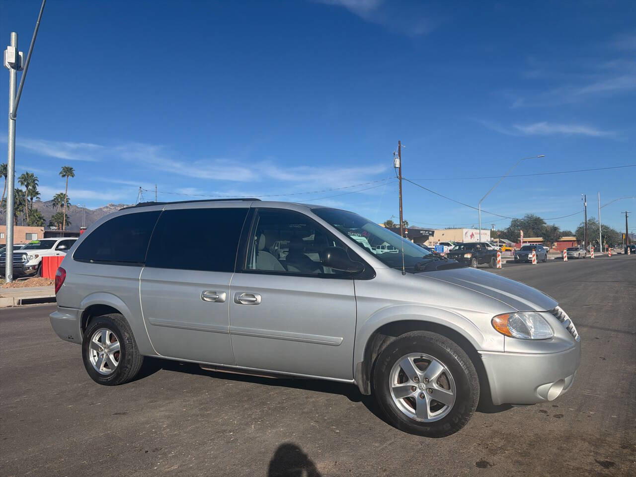 Used 2007 Dodge Grand Caravan SXT image 10