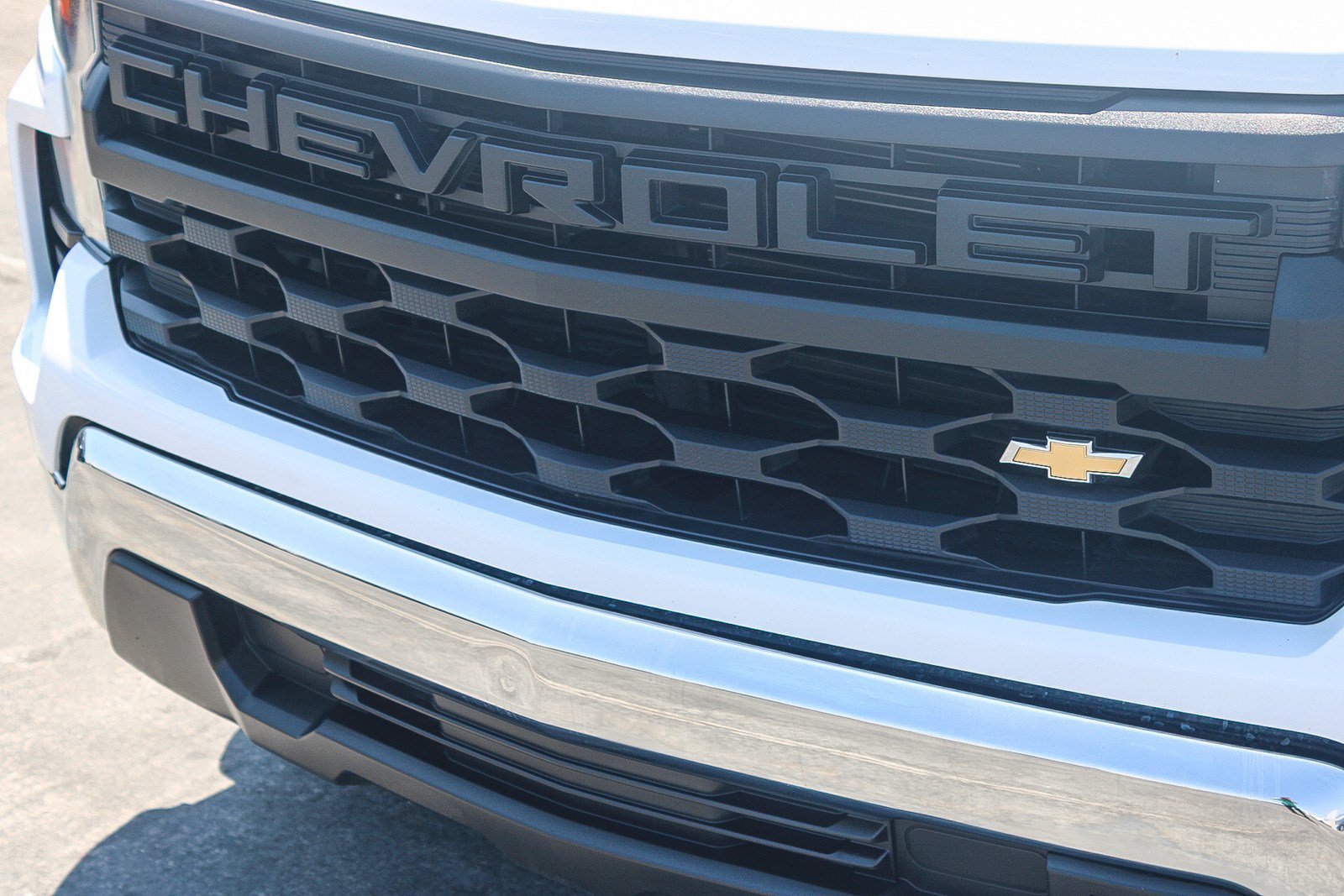 Used 2022 Chevrolet Silverado 1500 W/T RWD image 6