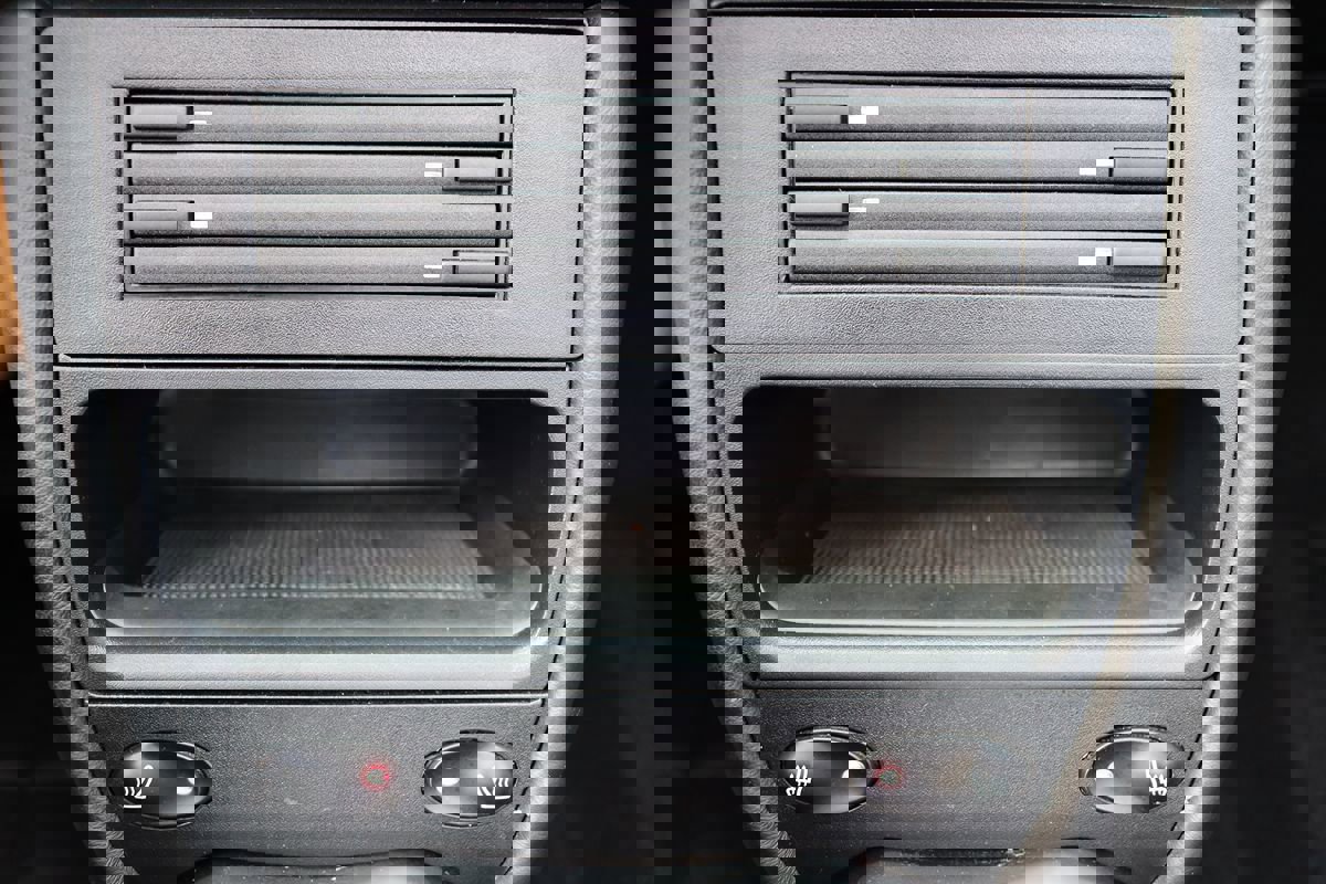 Used 2002 Porsche 911 Carrera image 28