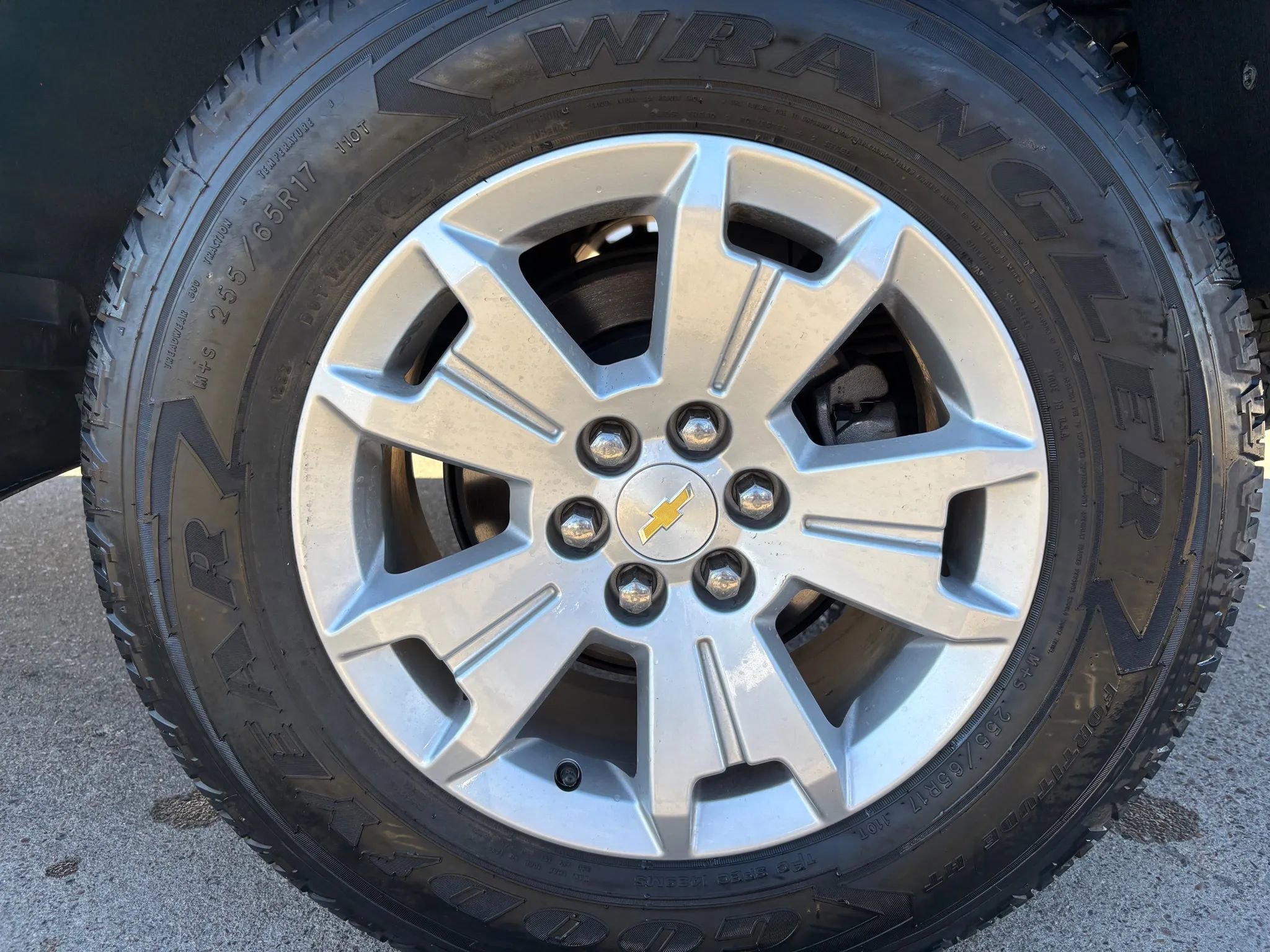 Used 2016 Chevrolet Colorado LT w/ LT Convenience Package RWD image 44