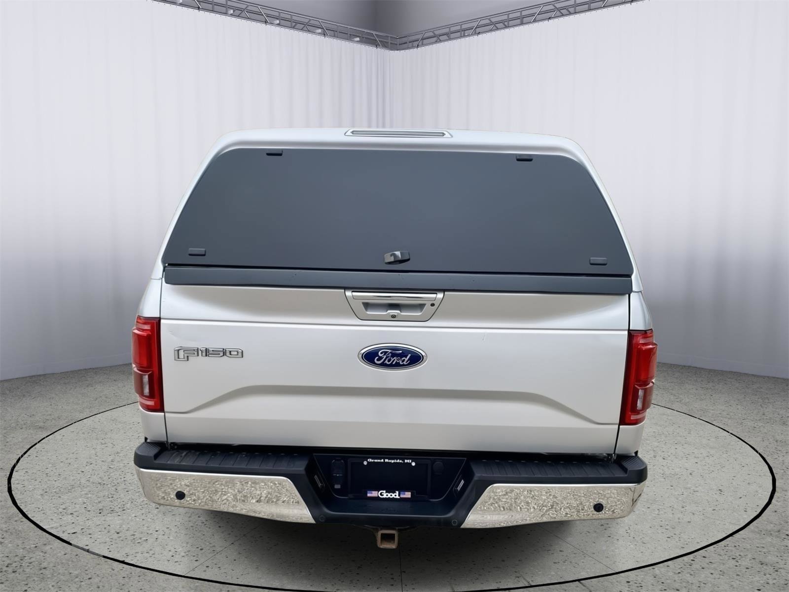 Used 2017 Ford F150 Lariat image 7