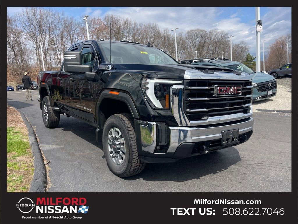 Used 2024 GMC Sierra 2500 SLE w/ SLE Value Package; image 8