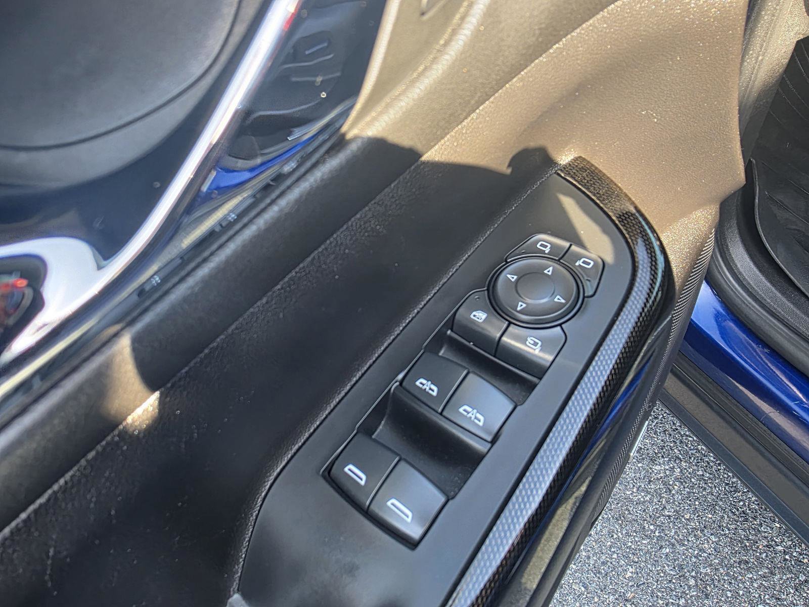 Used 2023 GMC Acadia AT4 w/ Technology Package AWD/4WD image 7