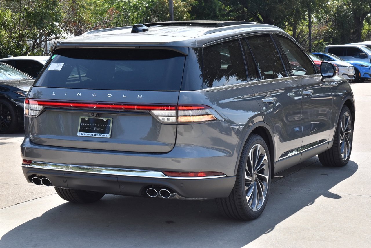 New 2027 Lincoln Aviator Reserve AWD/4WD image 7