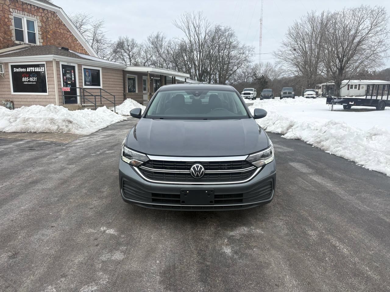 Used 2024 Volkswagen Jetta SE FWD image 5