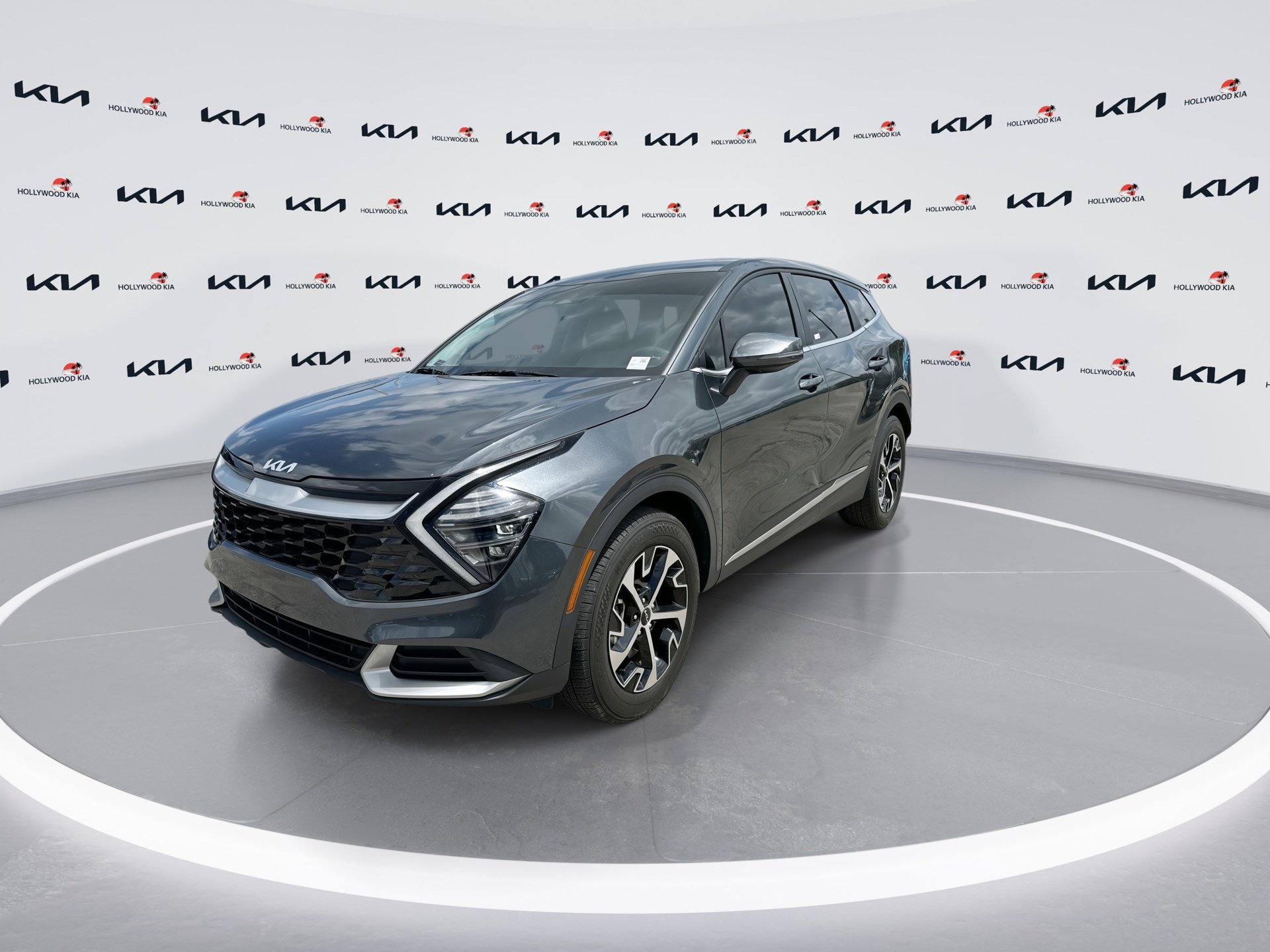 Certified 2024 Kia Sportage EX image 4