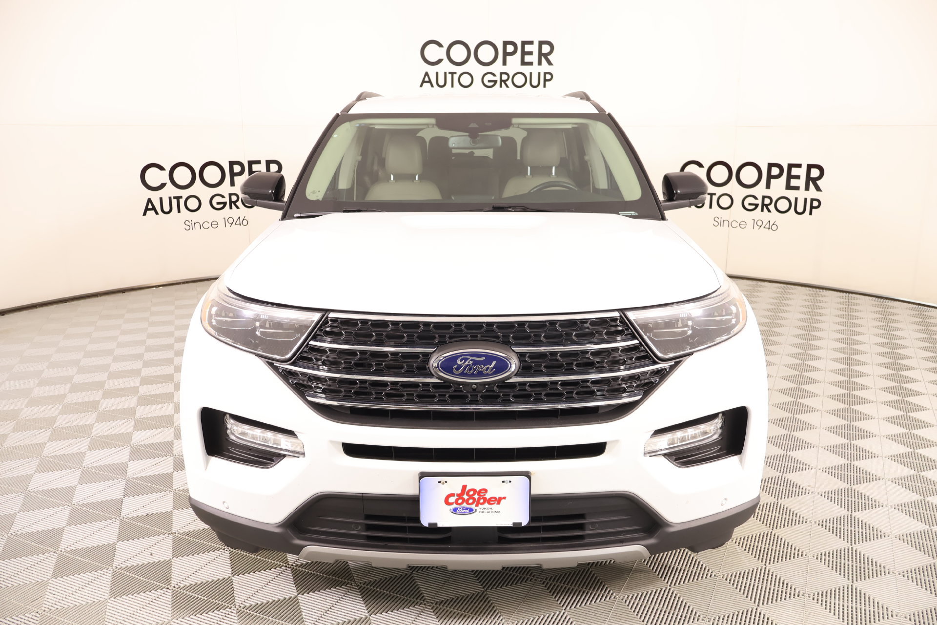 Used 2023 Ford Explorer XLT w/ Equipment Group 202A RWD image 10