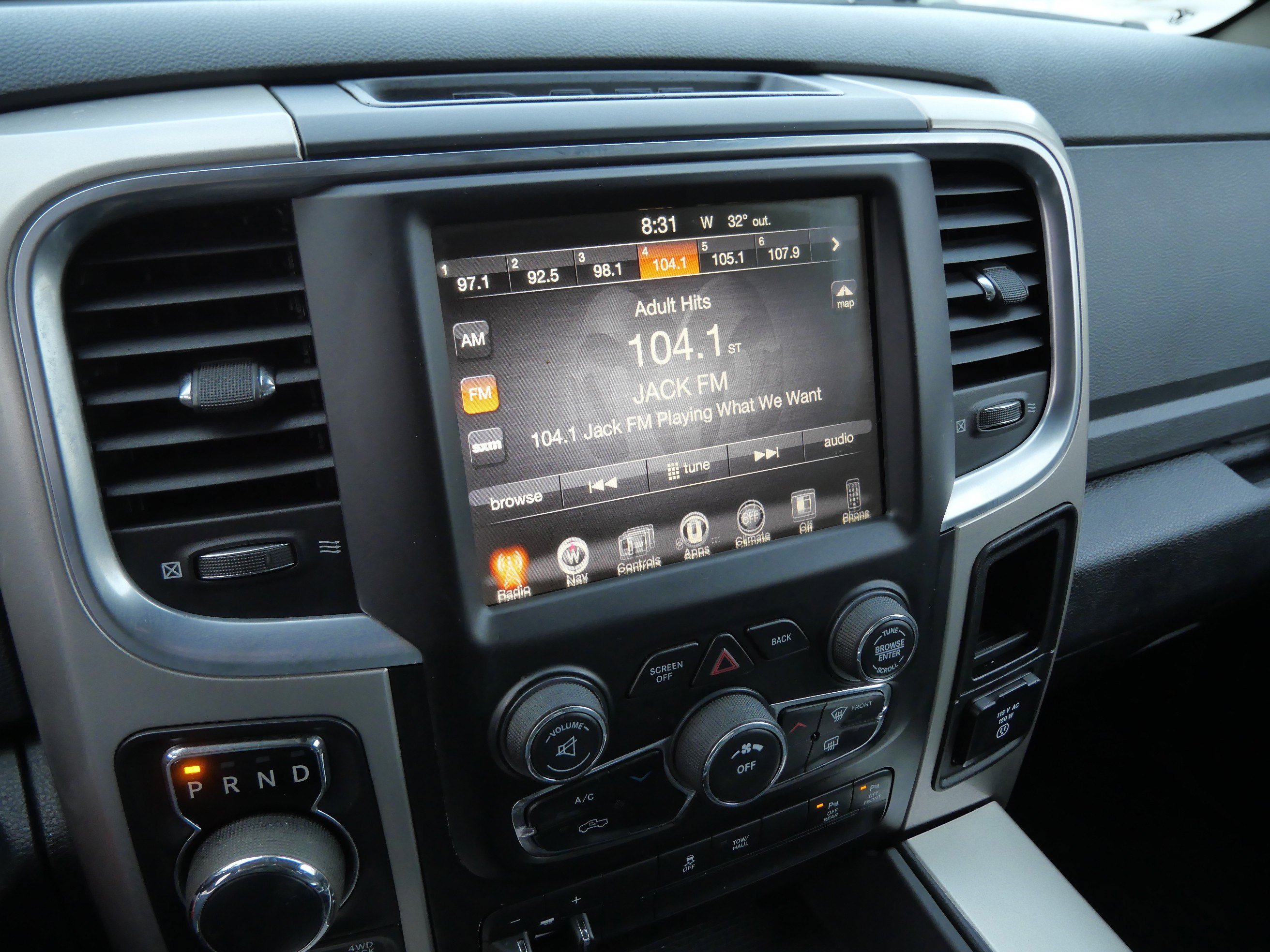 Used 2016 RAM 1500 Big Horn image 22