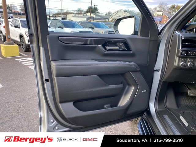 New 2026 GMC Yukon Elevation w/ Elevation Premium Package AWD/4WD image 25