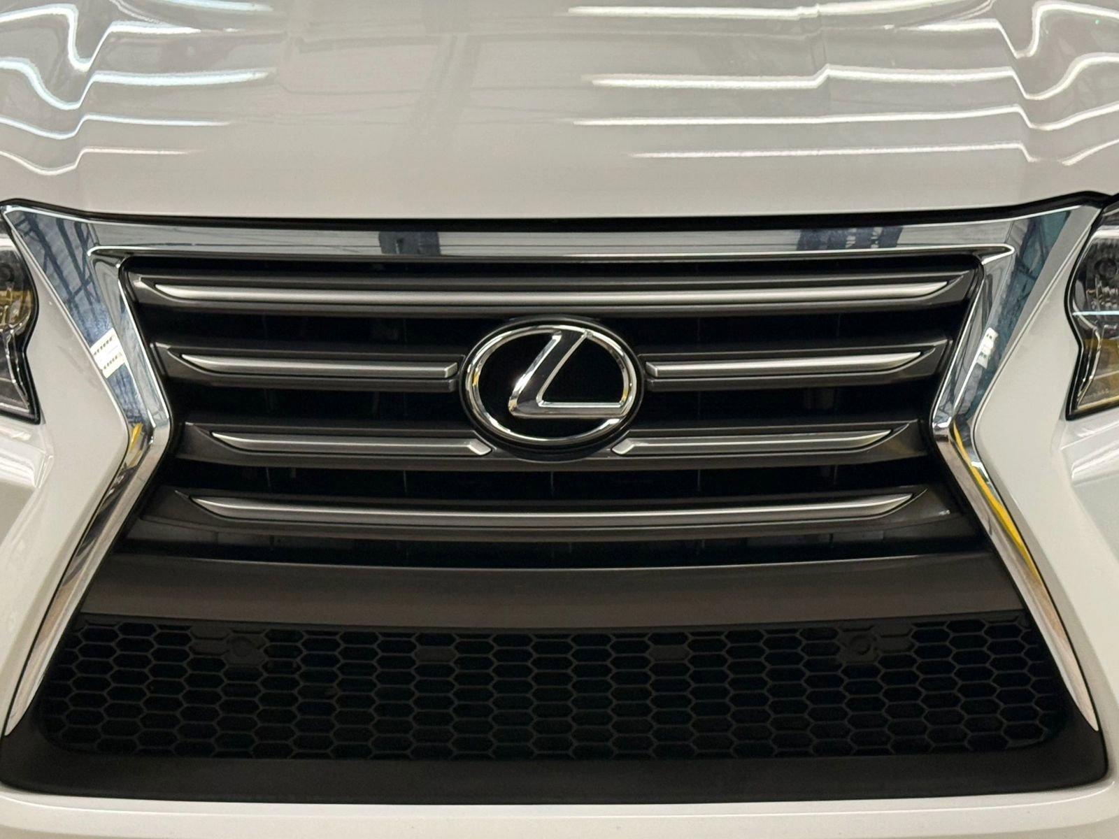 Used 2015 Lexus GX 460 Luxury image 5