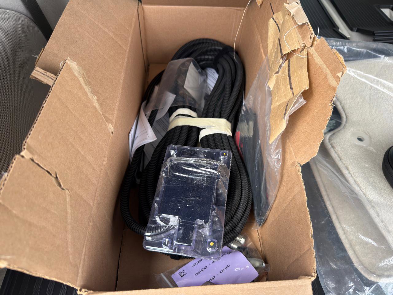 Used 2023 Cadillac Escalade Sport Platinum w/ LPO, ONYX Package AWD/4WD image 42