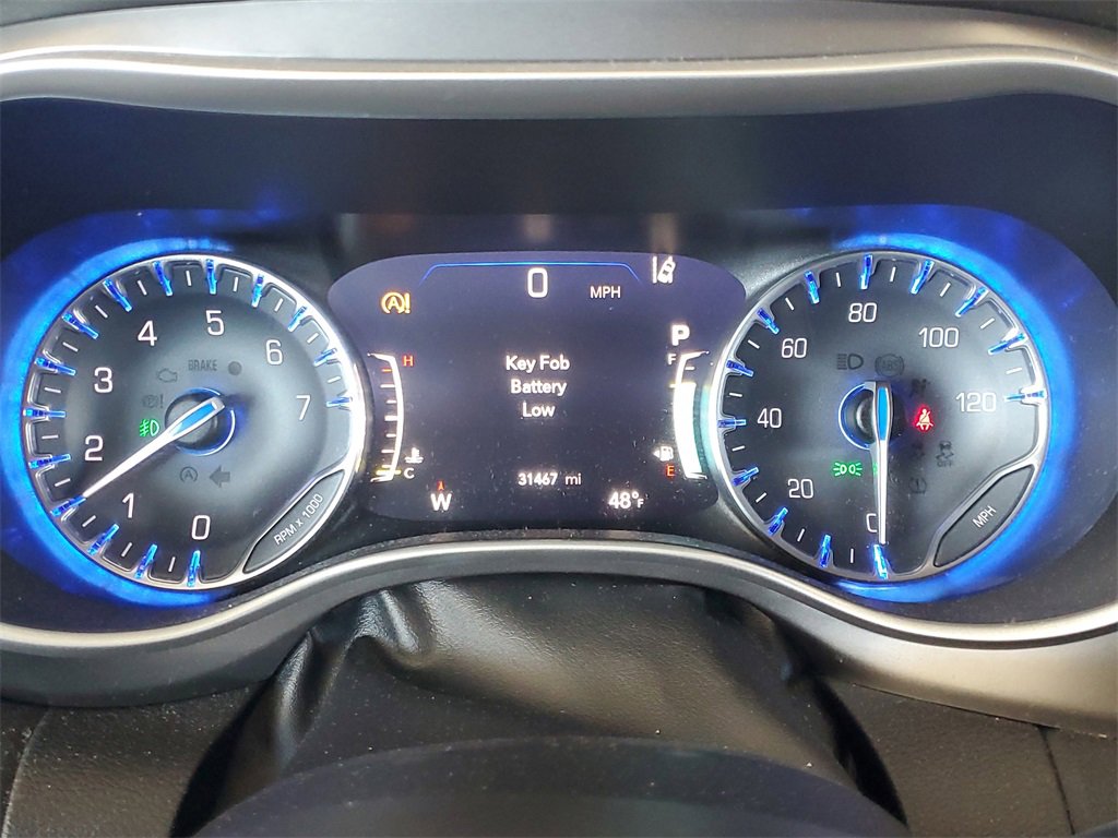 Used 2020 Chrysler Pacifica Touring-L Plus w/ Tire & Wheel Group image 15