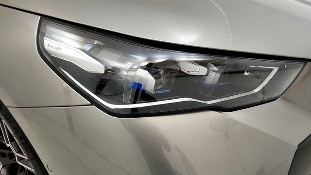 Used 2026 BMW i5 eDrive40 w/ M Sport Package RWD image 22