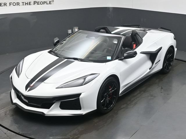 Used 2027 Chevrolet Corvette Grand Sport w/ Stealth Interior Trim Package RWD image 45