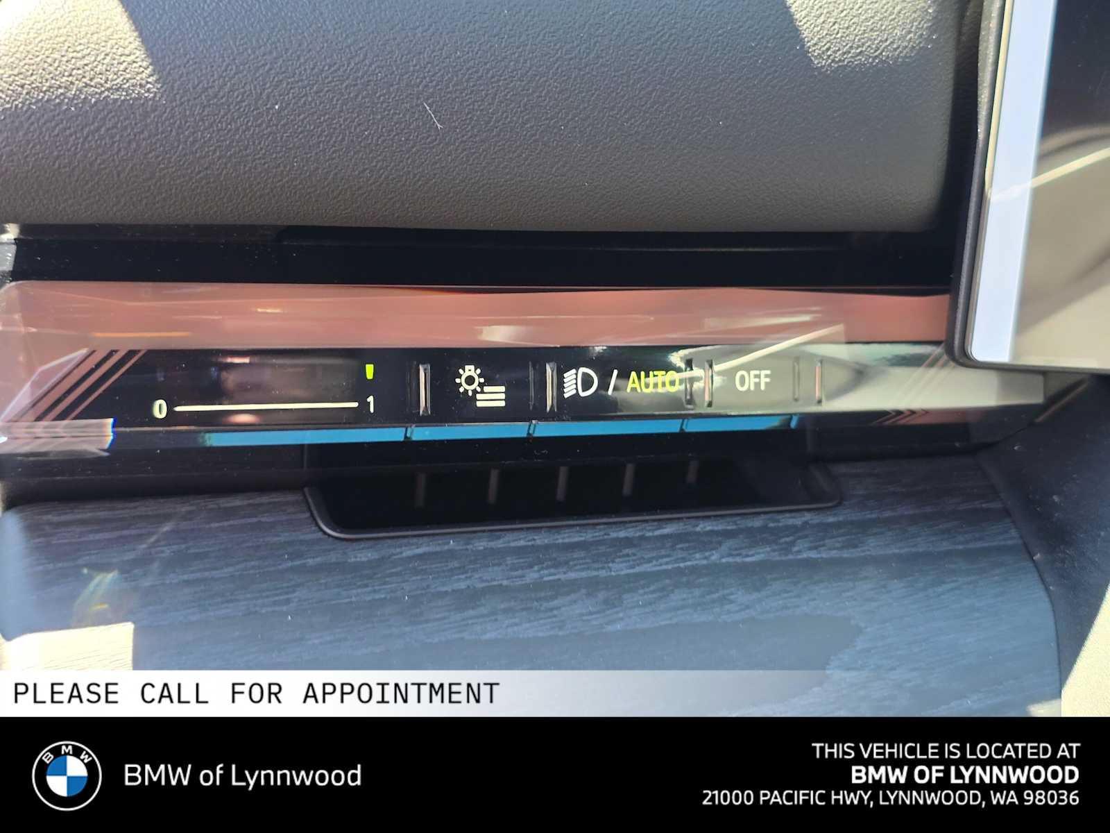 New 2027 BMW i5 xDrive40 AWD/4WD image 24