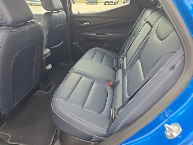 Used 2022 Chevrolet Bolt EUV LT w/ Convenience Package FWD image 23