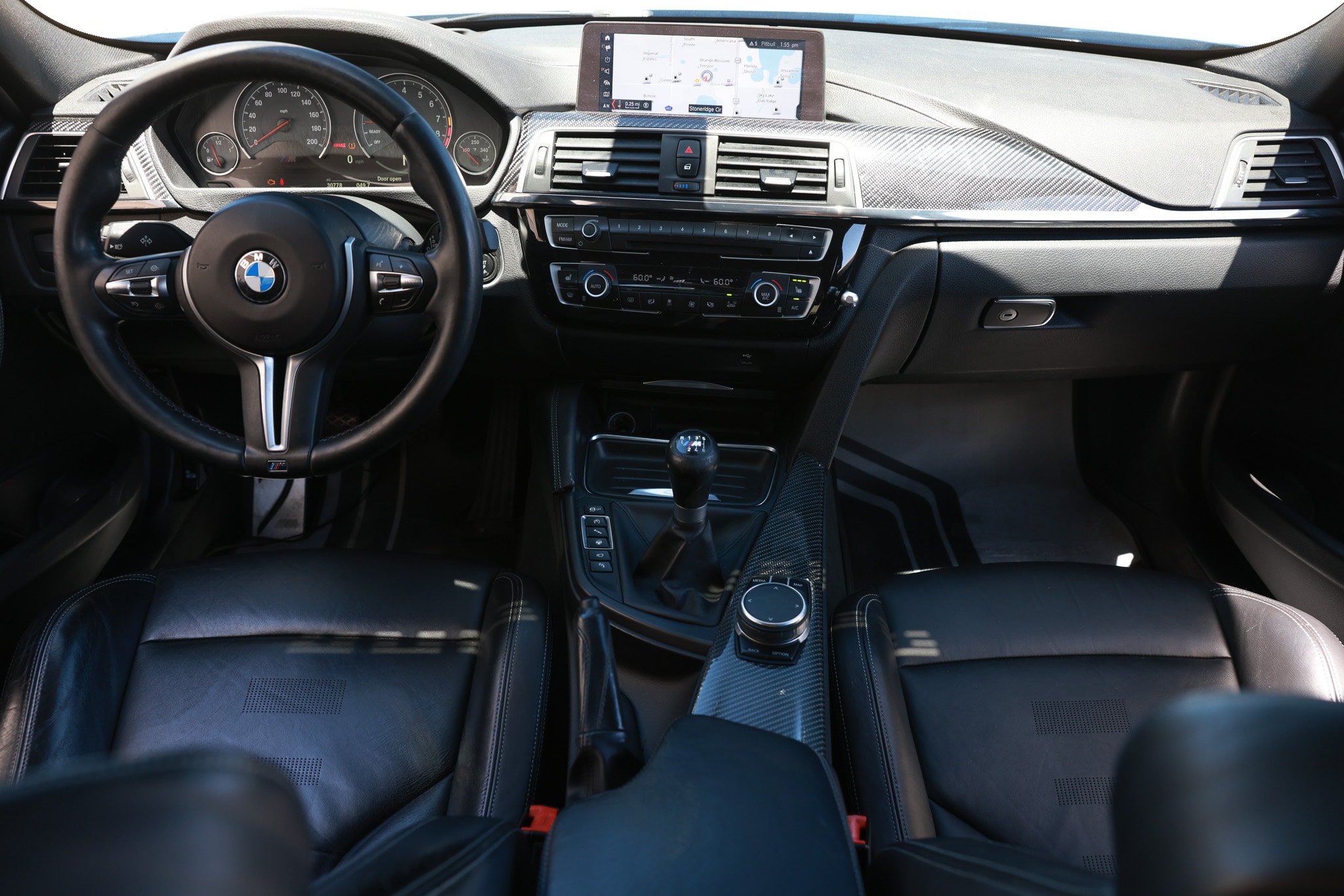 Used 2018 BMW M3 RWD image 2