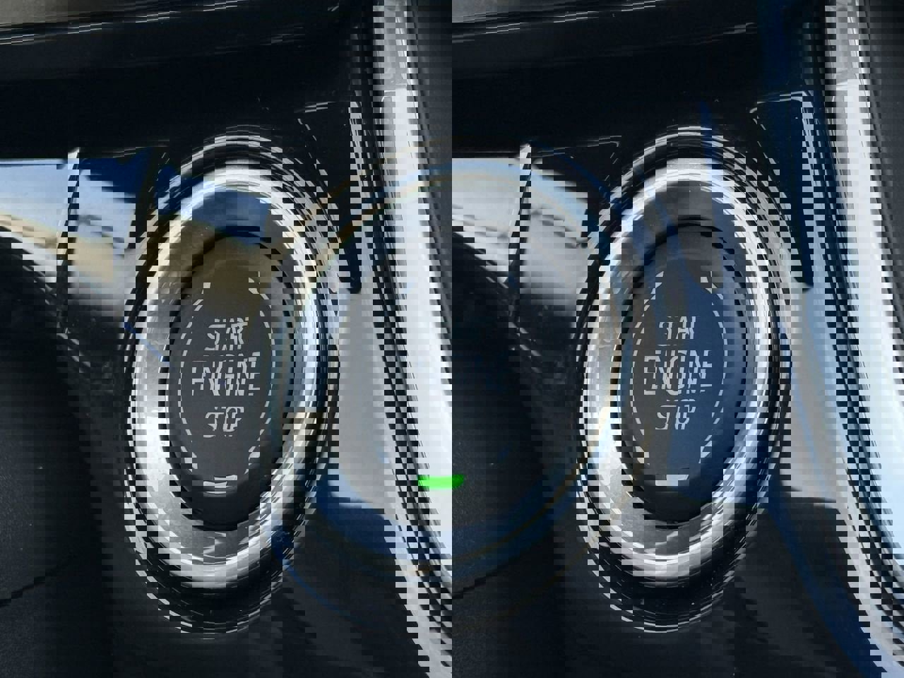 New 2026 Chevrolet Trax RS w/ Sunroof Package FWD image 16