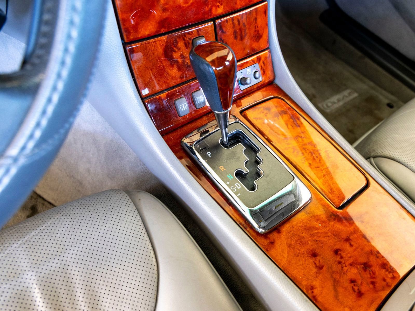 Used 2004 Lexus LS 430 image 18