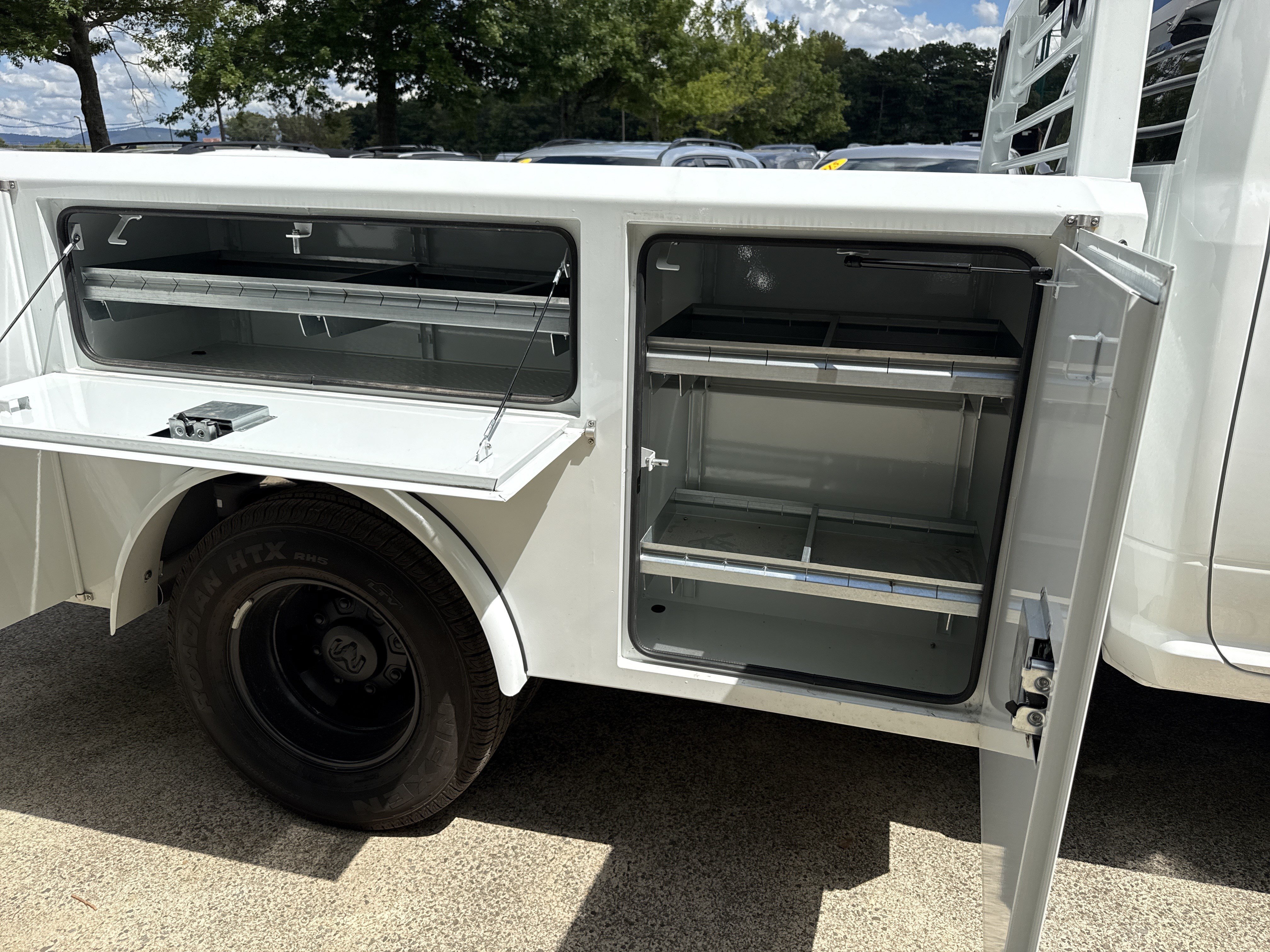 New 2026 RAM 3500 Tradesman AWD/4WD image 20