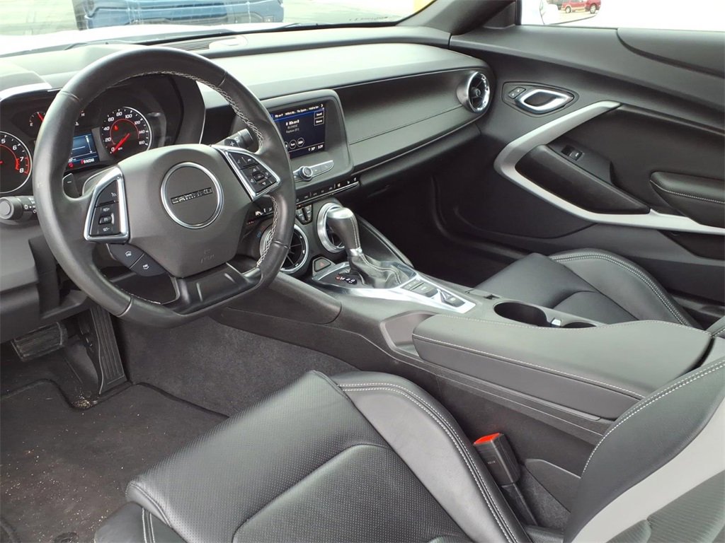 Used 2023 Chevrolet Camaro LT image 6