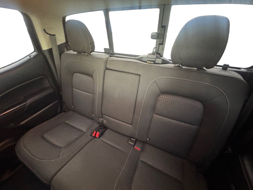 Used 2017 GMC Canyon SLE w/ SLE Convenience Package image 14