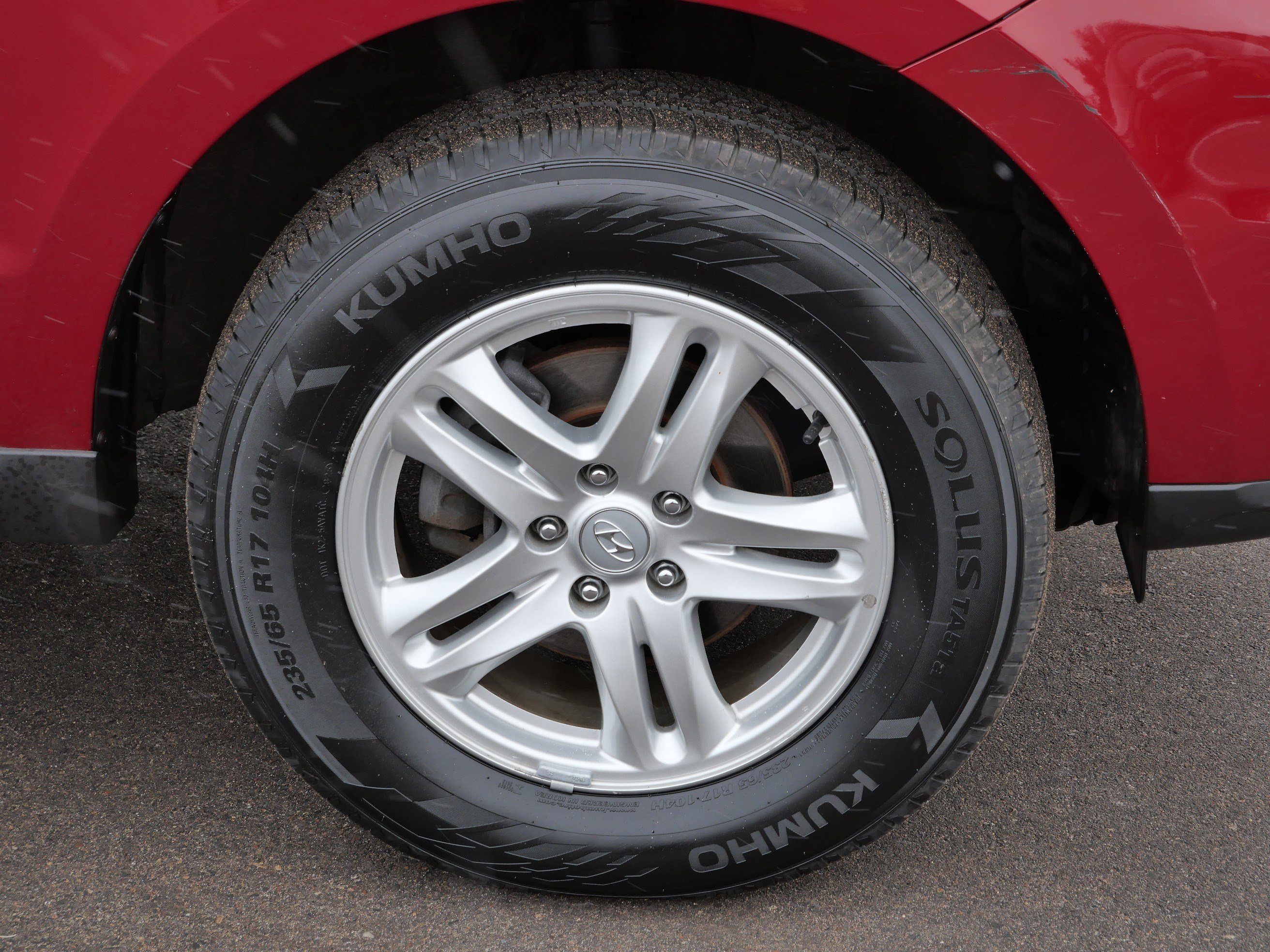 Used 2011 Hyundai Santa Fe GLS image 15