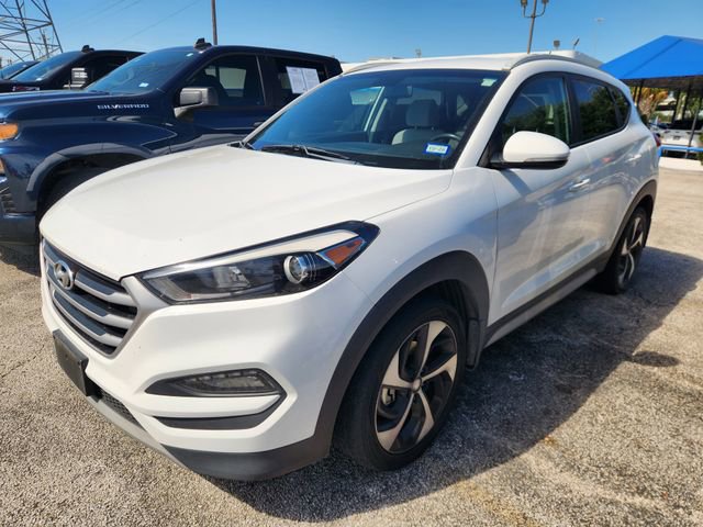 Used 2017 Hyundai Tucson Sport image 3