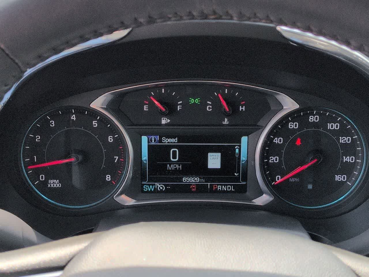 Used 2017 Chevrolet Malibu Premier FWD image 33