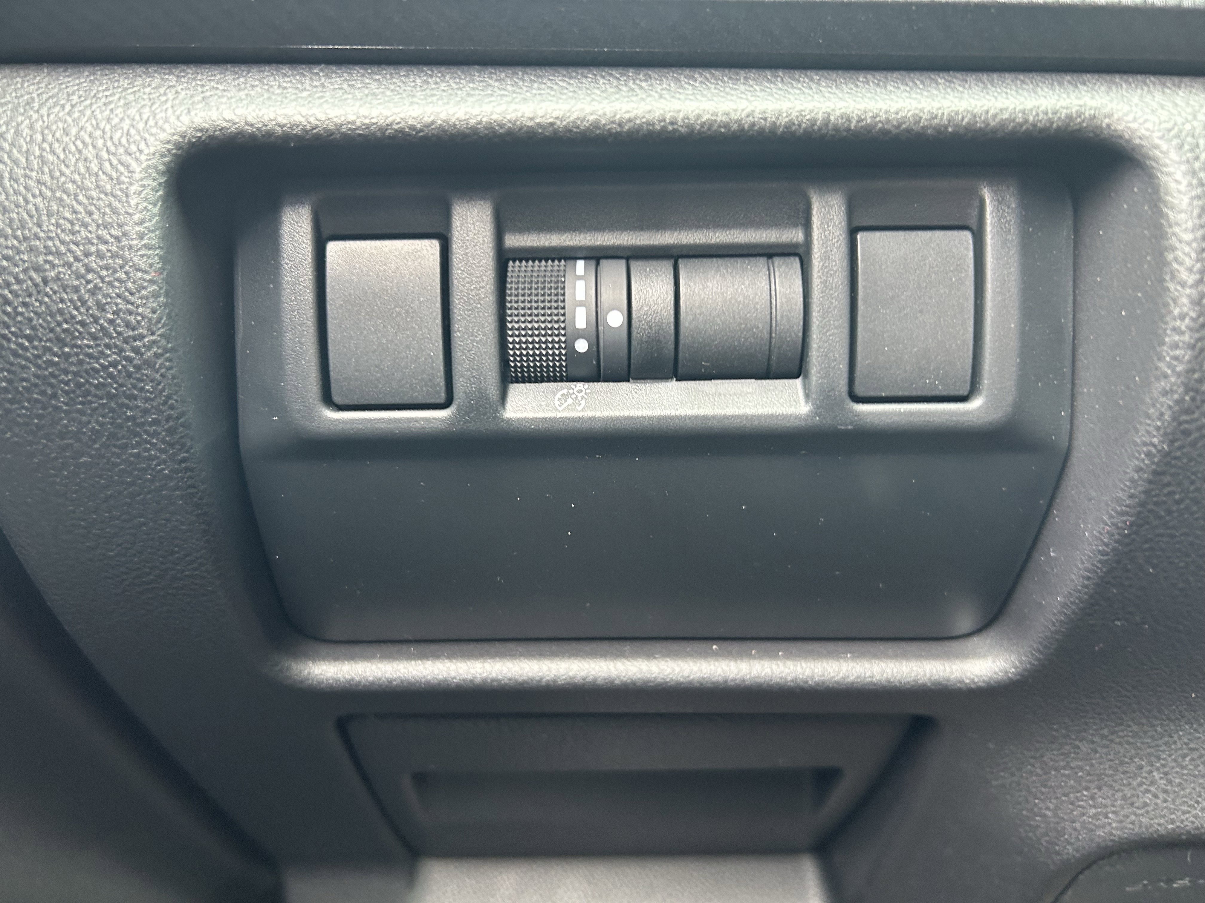 Certified 2025 Subaru Crosstrek 2.5i Sport image 18