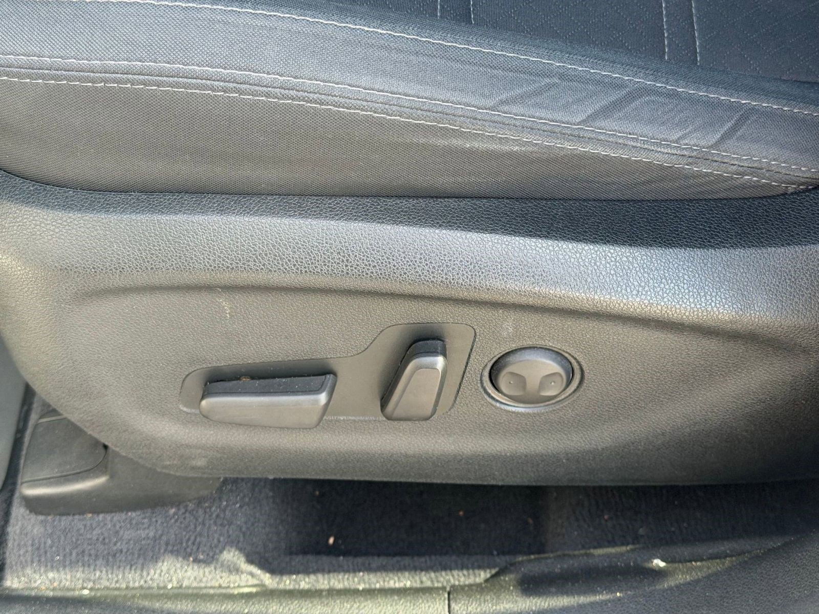 Used 2020 Kia Sorento S image 14