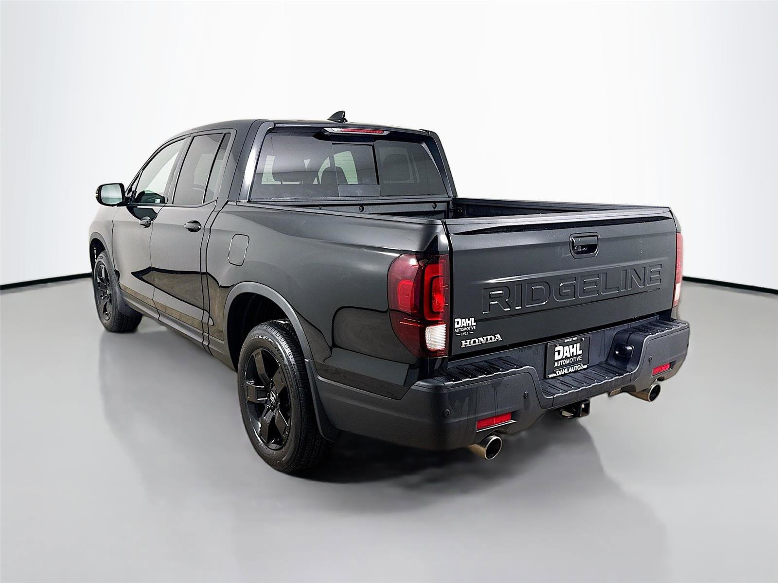 Used 2024 Honda Ridgeline Black Edition image 10