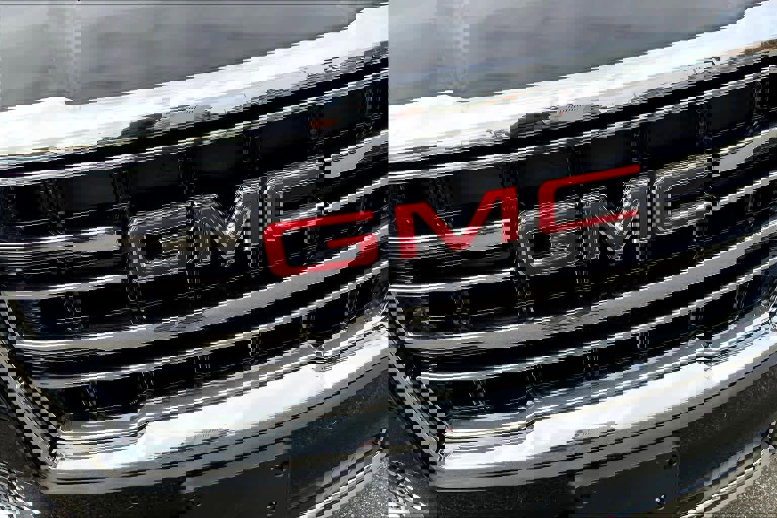 Used 2022 GMC Yukon SLT w/ SLT Luxury Package image 31