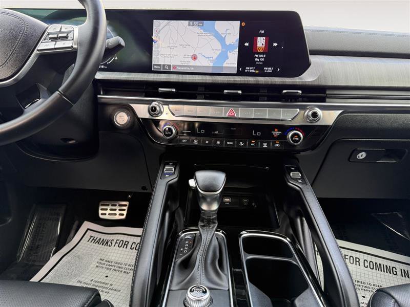 Used 2024 Kia Telluride SX image 12