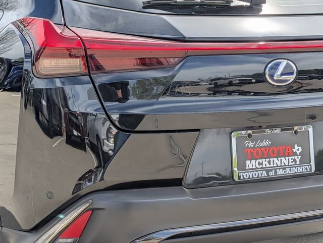 Used 2022 Lexus UX 250h F Sport w/ F Sport Premium Package image 8