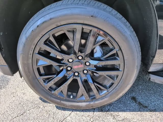 Certified 2023 GMC Yukon Denali AWD/4WD image 13