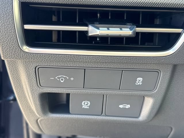 New 2026 Hyundai Sonata SEL FWD image 24