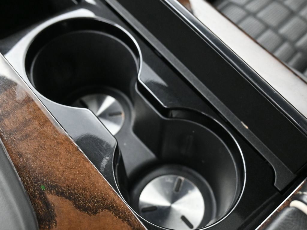 Certified 2021 Cadillac Escalade ESV Sport Platinum image 28